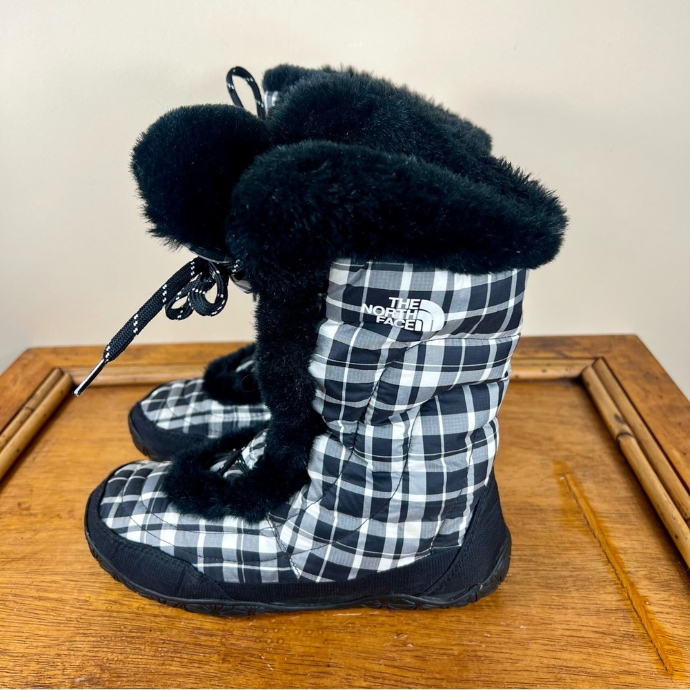 The North Face Black and White Plaid Winter Boots - Picture 2 of 14